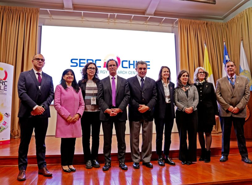 Autoridades lanzamiento